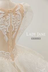 -Lady  Jane高端婚纱礼服馆