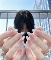 -桃色美甲沙龙