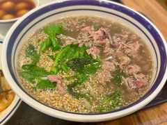 -云阿蛮云南生烫牛肉米线(奉贤路店)