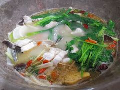 -姚记抚仙湖石锅鱼庄