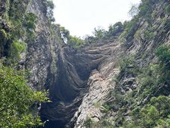 -龙水峡地缝景区