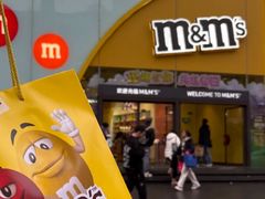 -m豆巧克力世界(上海世茂广场店)