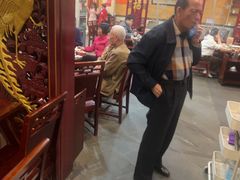 -老来福·非遗酸汤兔(凯旋路店)