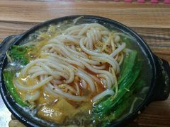 -三品阁过桥米线(万达店)