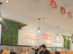 -顶峰夜宴·龙虾烧烤大排档(九江学院店)