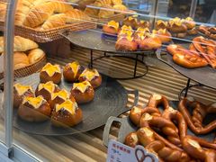 -红星前进面包牛奶公司(君太店)