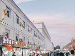 -布尔津河堤夜市