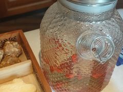 -八府香鸭·啫啫煲(华山路店)