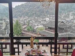 靠窗位-上席擂茶·新中式青年茶馆(古城店)