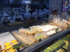 -鲍师傅糕点(江苏路店)