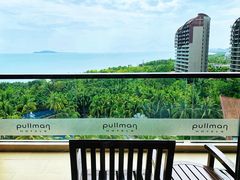 -三亚湾海居铂尔曼度假酒店