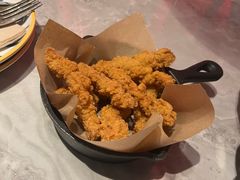 -必胜客(枫蓝国际购物中心店)