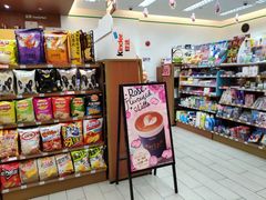 -全家便利店(南峰中心店)