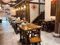 -聚汇三少·龙虾·中餐厅(莫邪路新天地店)