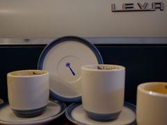 -Be Lived Cafe比例咖啡(摩天轮店)
