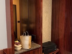 -蓝蔻酒店(深圳东站布吉万象汇店)