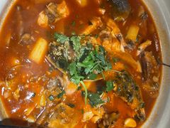 -魏铭鱼头捞饭(晋阳路店)