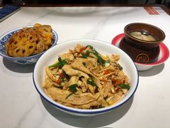 -回家吃饭·地道南昌菜(建德观总店)