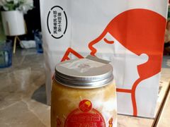 芒芒甘露酸奶瓶-喜茶(中山利和新地店)