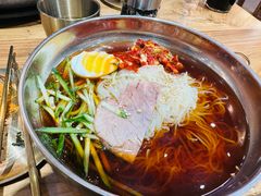 -青瓦餐厅·生鱼片·韩园烤肉(西塔店)