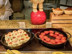 -华邑酒店·鲜艳全日自助餐厅
