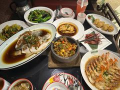 -新白鹿餐厅(百联中环店)