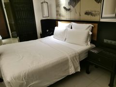 -三亚湾海居铂尔曼度假酒店