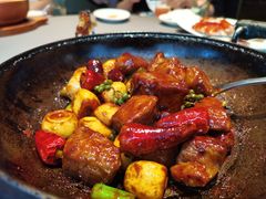 石锅花椒牛小排-新荣记(南京西路店)