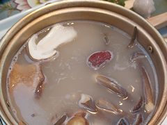 -慢丽江·云南野生菌土鸡锅(付家庄店)