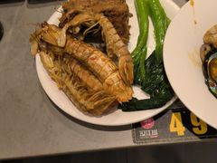 -山焱·炭火自助烤肉(周浦万达店)