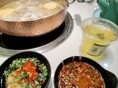 -洪氏嗨捞·猪肚鸡火锅(阳光天地店)