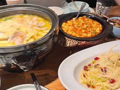 -九锅一堂酸菜鱼(万达广场店)