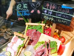 -大中华希尔顿酒店-念自助餐·嗨啤·小龙虾