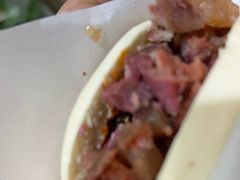 -清真马乐贝腊牛肉蛋黄菜夹馍(马蓉洒金桥店)