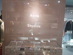 -Acne Studios(芮欧百货店)