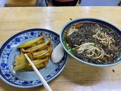 牛肉锅贴（5个/两）-牛味十足金陵传统美食(凤凰西街店)