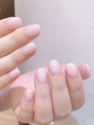 -花岐款式专研健康美甲沙龙