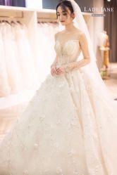 -Lady  Jane高端婚纱礼服馆