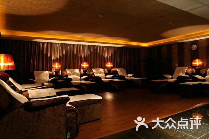 御龙湾酒店桑拿会所