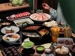-三出山火锅(南京万象天地店)