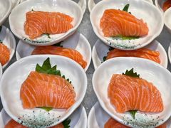 -雍容荟活帝王蟹活龙虾自助(苏宁旗舰店)