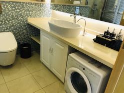 -海豚湾高端月子会所(黄浦店)