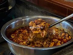-谢老五跷脚牛肉·非遗传承店