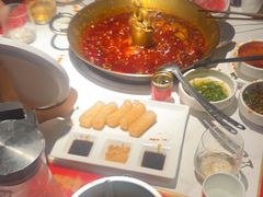 -小龙翻大江文化火锅(宽窄店)