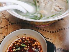 -钟方模白家肥肠粉(春熙店)