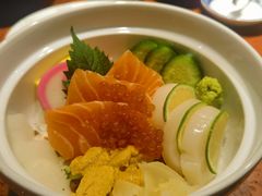 三色丼定食-小山日本料理(兴业太古汇店)