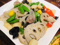 荷塘月色-烤肉季饭庄