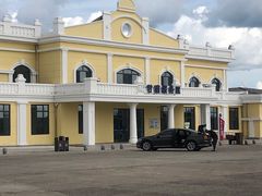 -甘南服务区-停车场