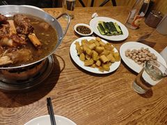 -清真吴记门钉肉饼·喜多利