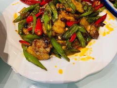 农家小炒肉-龙梅肥肠鱼(明瓦廊店)